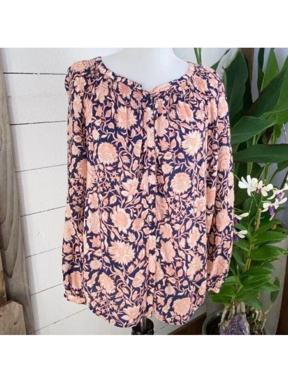Lucky Woman’s Pre Loved Long Sleeve Button Down